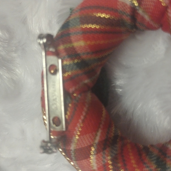 𝅺1984 Vintage Avon wreath brooch super cute Christmas vibes 2" - Picture 6 of 6